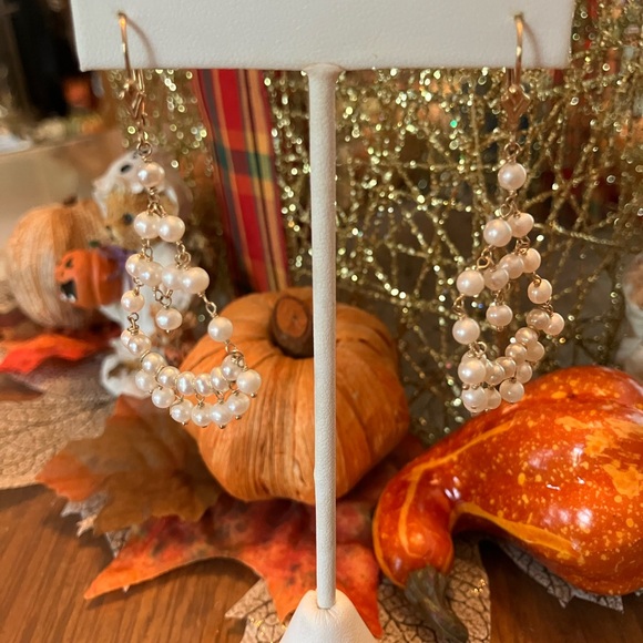 14 Karat Yellow Gold Chandelier Style Freshwater Pearl Lever Back Earrings - Picture 2 of 8